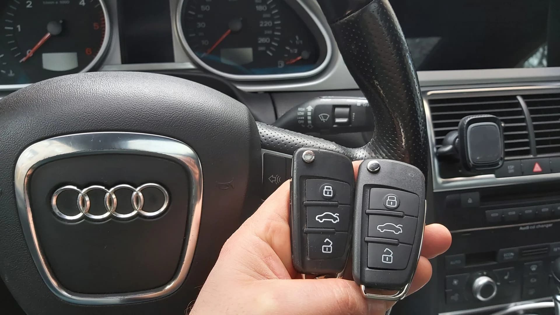 Anadolu Yakası Audi Q7 Oto Anahtar ve Kumanda Kopyalama