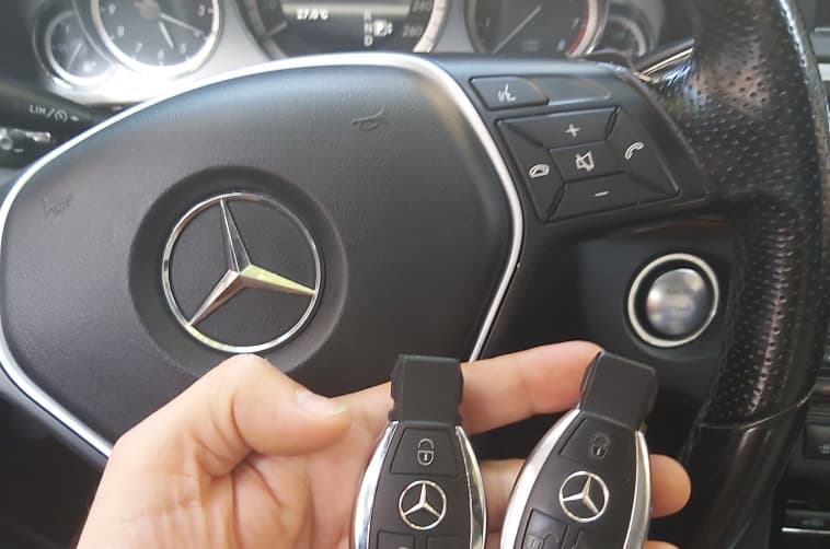 Mercedes oto anahtarı yedek kopyalama ve tamiri