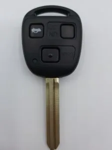 toyota 3 butonlu kumanda